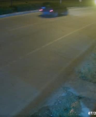 KAZA ANI BİR İŞ YERİNİN GÜVENLİK KAMERASINA SANİYE SANİYE YANSIDI.