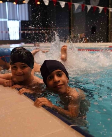 YILDIRIM BELEDİYESİ'NİN, ÇOCUKLARIN YAZ TATİLİNİ DOLU DOLU GEÇİRMELERİ İÇİN BAŞLATTIĞI YAZ SPOR OKULLARI BÜYÜK İLGİ GÖRÜYOR.