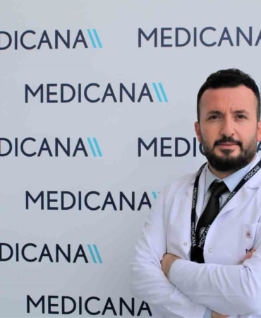 ÇOCUK KARDİYOLOJİSİ UZMANI DR. BAHATTİN ÖNCÜ