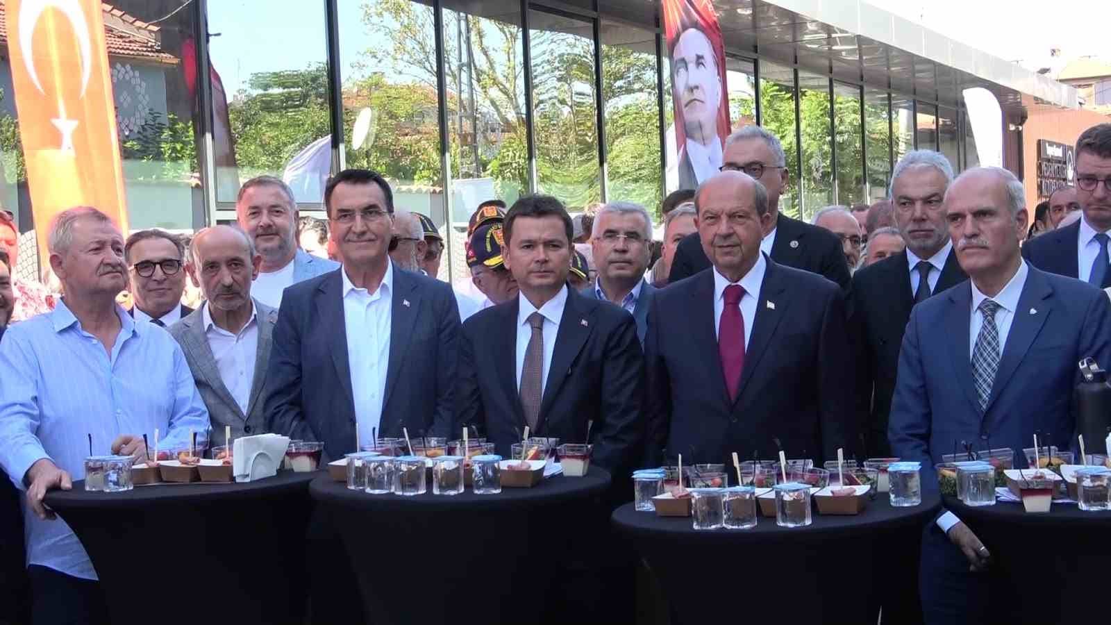 KUZEY KIBRIS TÜRK CUMHURİYETİ (KKTC) 5'İNCİ CUMHURBAŞKANI ERSİN TATAR, OSMANGAZİ BELEDİYESİ TARAFINDAN TÜRK EDEBİYATININ EVRENSEL DEĞERİ YAŞAR KEMAL'İN ADINI YAŞATMAK AMACIYLA HİSAR ARKEOPARKI İÇERİSİNDE HAYATA GEÇİRİLEN YAŞAR KEMAL MEDENİYETLER KÜTÜPHANESİ'NİN AÇILIŞ TÖRENİNE KATILDI.