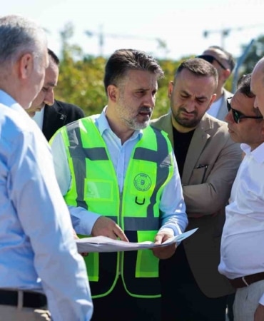 BURSA BÜYÜKŞEHİR BELEDİYESİ BAŞKAN VEKİLİ ŞAHİN BİBA, BURSA ŞEHİR HASTANESİ’NİN VATANDAŞIN OTOPARK İHTİYACINA ÇÖZÜM ÜRETECEK ÇALIŞMALARI YERİNDE İNCELEDİ VE YENİ OTOPARKIN BU AY İÇERİSİNDE HİZMETE AÇILACAĞINI DUYURDU.