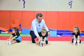 YILDIRIM BELEDİYESİ’NİN DÜZENLEDİĞİ YAZ SPOR OKULLARI, BİNLERCE ÇOCUĞU SPORLA BULUŞTURUYOR.