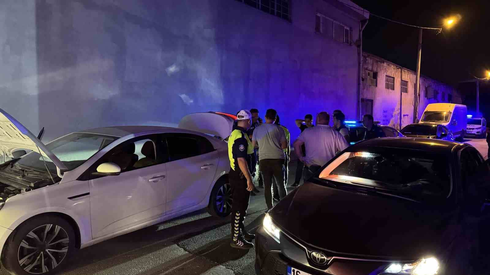 BURSA’DA ÇALINTI ARAÇ 10 KİLOMETRE KAÇTI, 380 BİN TL CEZA YEDİ