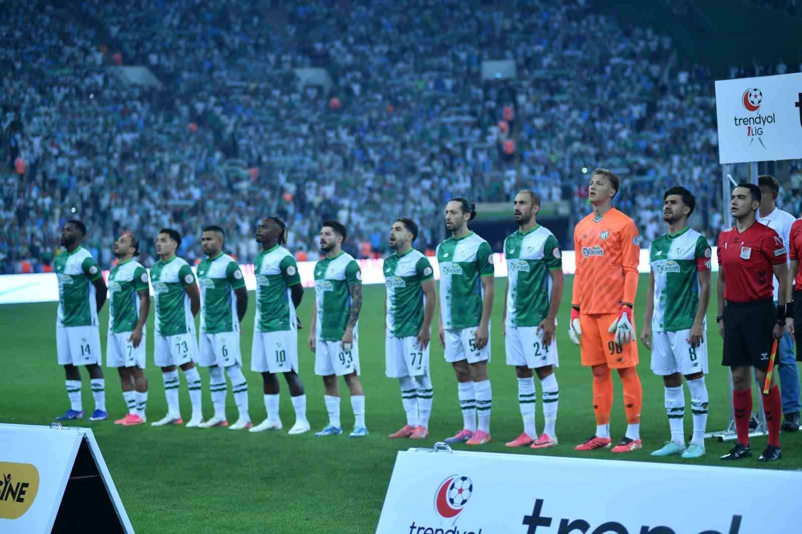 TRENDYOL 1. LİG’İN 2. HAFTASINDA BURSASPOR, SAHASINDA KARŞILAŞTIĞI IĞDIR FK’YI 1-0 MAĞLUP ETTİ.
