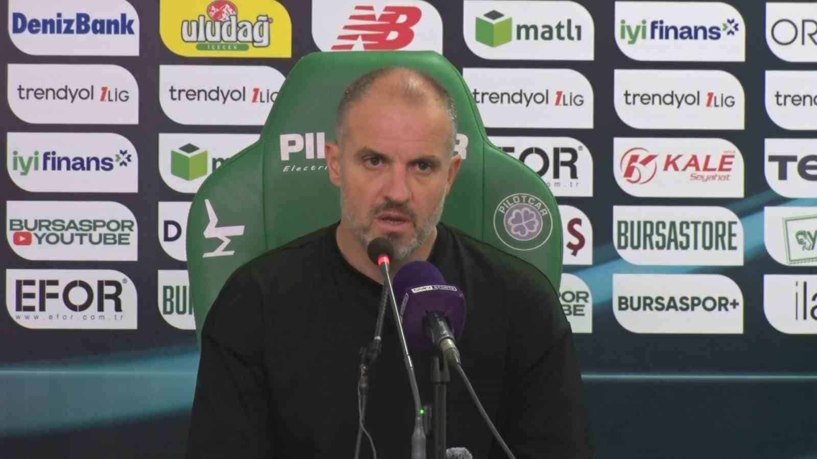 TRENDYOL 1. LİG’İN 2. HAFTASINDA SAHASINDA ALAGÖZ HOLDİNG IĞDIR FK’Yİ 1-0 MAĞLUP EDEN BURSASPOR’DA TEKNİK DİREKTÖR MUSTAFA ER, İKİNCİ YARIDAKİ OYUNDAN MEMNUN OLMADIĞINI BELİRTEREK, 