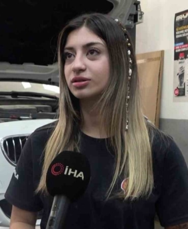 AZRA ARUSER AÇIKLAMALARSA BULUNDU