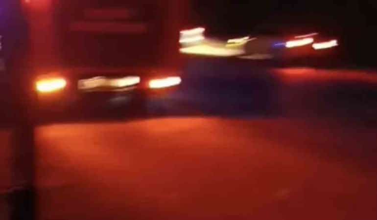 BURSA'NIN ORHANELİ İLÇESİNDE SÜRÜCÜSÜNÜN KONTROLÜNDEN ÇIKAN OTOMOBİL ŞARAMPOLE UÇTU. YAŞANAN KAZADA SÜRÜCÜ OLAY YERİNDE HAYATINI KAYBETTİ.