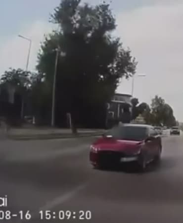 MUDANYA’DA MAKAS DEHŞETİ KAMERADA KAZAYA NEDEN OLAN SÜRÜCÜYE 90 BİN LİRA CEZA