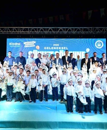 YILDIRIM BELEDİYESİ'NİN GELENEKSEL HALE GETİRDİĞİ SÜNNET ŞÖLENİ, BU YIL DA BÜYÜK BİR COŞKUYLA GERÇEKLEŞTİRİLDİ.