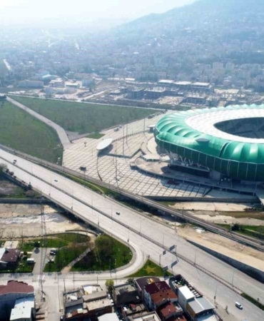 BURSA’DA 30 AĞUSTOS’TA BAZI YOLLAR TRAFİĞE KAPATILACAK