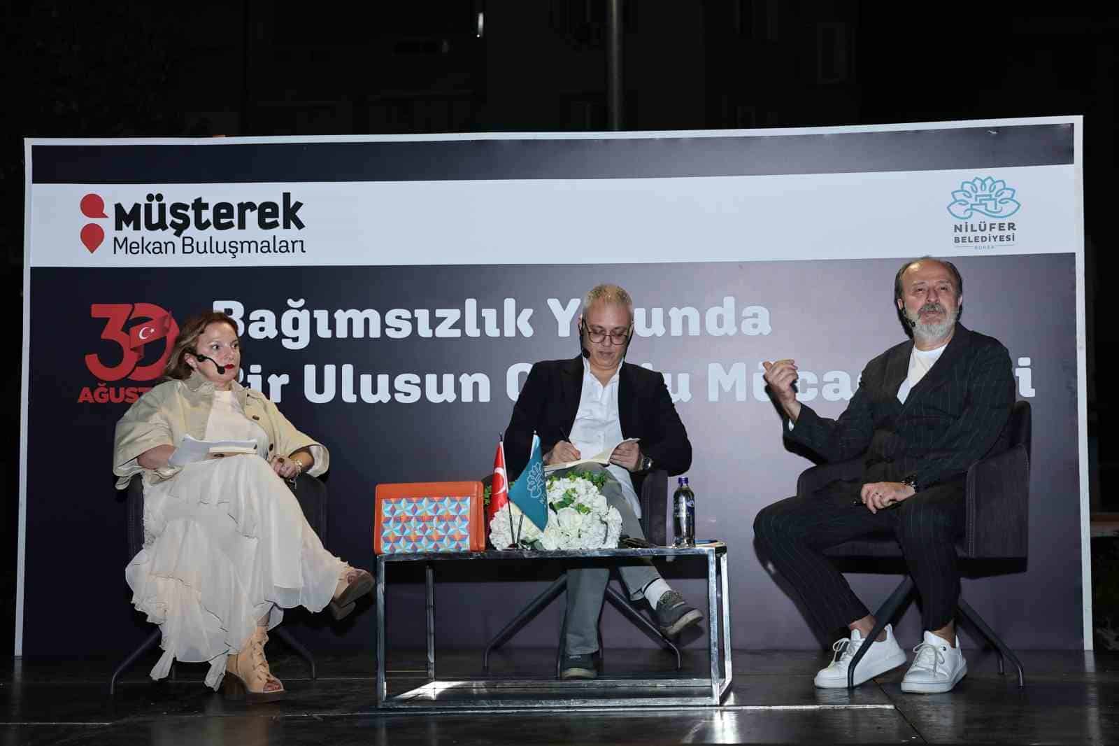 NİLÜFER BELEDİYESİ’NİN DÜZENLEDİĞİ MÜŞTEREK MEKAN BULUŞMALARI’NDA AKADEMİSYEN ORHAN ŞENER DELİORMANLI, GAZETECİ-YAZAR ÖZLEM ÖZDEMİR VE GAZETECİ ÜNSAL ÜNLÜ’NÜN KATILIMIYLA "BAĞIMSIZLIK YOLUNDA BİR ULUSUN ONURLU MÜCADELESİ" KONUSU ELE ALINDI.