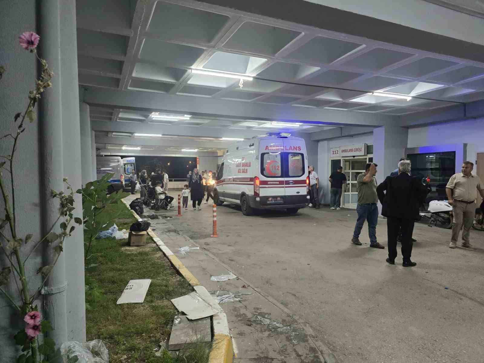 BURSA’NIN ORHANELİ İLÇESİNE BAĞLI KARINCALI MAHALLESİ’NDE DÜZENLENEN SÜNNET DÜĞÜNÜNDE CEMİYETİNDE YEMEK YİYEN YAKLAŞIK ONLARCA KİŞİ, BİR SÜRE SONRA RAHATSIZLANDI.