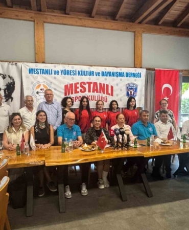 MESTANLI VE YÖRESİ KÜLTÜR VE DAYANIŞMA DERNEĞİ ÖNCÜLÜĞÜNDE KURULAN MESTANLI SPOR KULÜBÜ, HALTER VE MASA TENİSİNDE TÜRK MİLLİ TAKIMI'NA YENİ SPORCULAR KAZANDIRMAK AMACIYLA ÇALIŞMALARINA BAŞLADI. KULÜP, ÖZELLİKLE MESTANLI DOĞUMLU DÜNYA VE OLİMPİYAT ŞAMPİYONU NAİM SÜLEYMANOĞLU İLE DÜNYA VE OLİMPİYAT ŞAMPİYONU HALİL MUTLU GİBİ BAŞARILI SPORCULARIN İZİNDEN YENİ ŞAMPİYONLAR YETİŞTİRMEYİ HEDEFLİYOR.