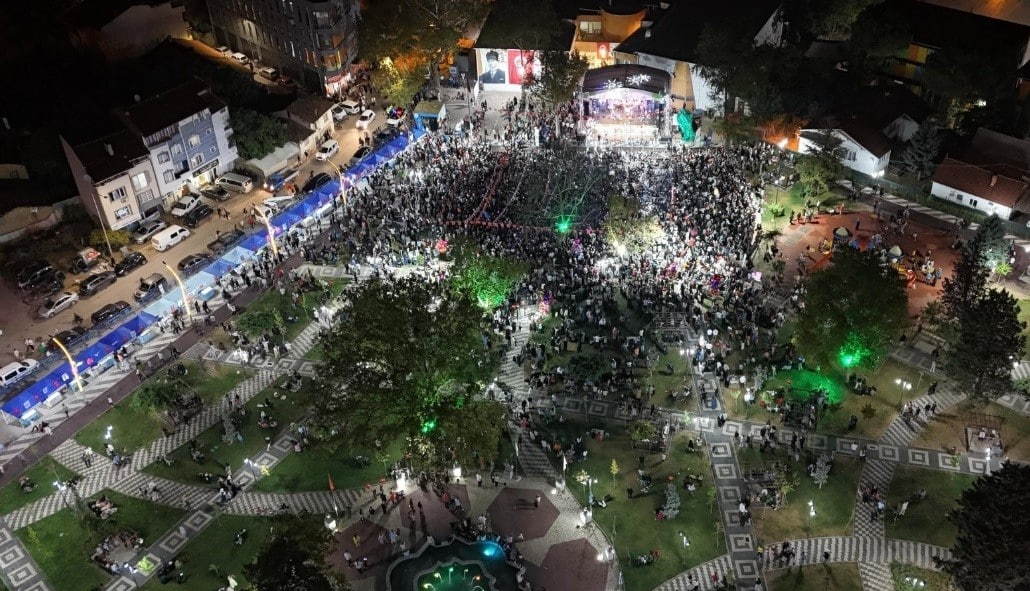 YENİŞEHİR'DE 2-6 EYLÜL TARİHLERİ ARASINDA DÜZENLENECEK OLAN 11. ULUSLARARASI ALTIN BİBER FESTİVALİ, BİRBİRİNDEN RENKLİ ETKİNLİKLERLE EV SAHİPLİĞİ YAPACAK. (ARŞİV)