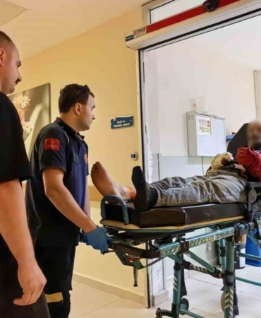 İNEGÖL İLÇESİNDE ORMANLIK ALANDA ELLERİ ZİNCİRE SIKIŞAN ORMAN İŞÇİSİNİN 6 PARMAĞI KOPTU