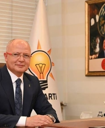 AK PARTİ BURSA İL BAŞKANI DAVUT GÜRKAN OTOYOLUN ÜCRETSİZ HİZMETE DEVAM EDECEĞİNİ MÜJDELEDİ