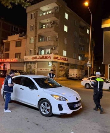 İNEGÖL’DE POLİS KUŞ UÇURTMADI, 1412 KİŞİ SORGULANDI