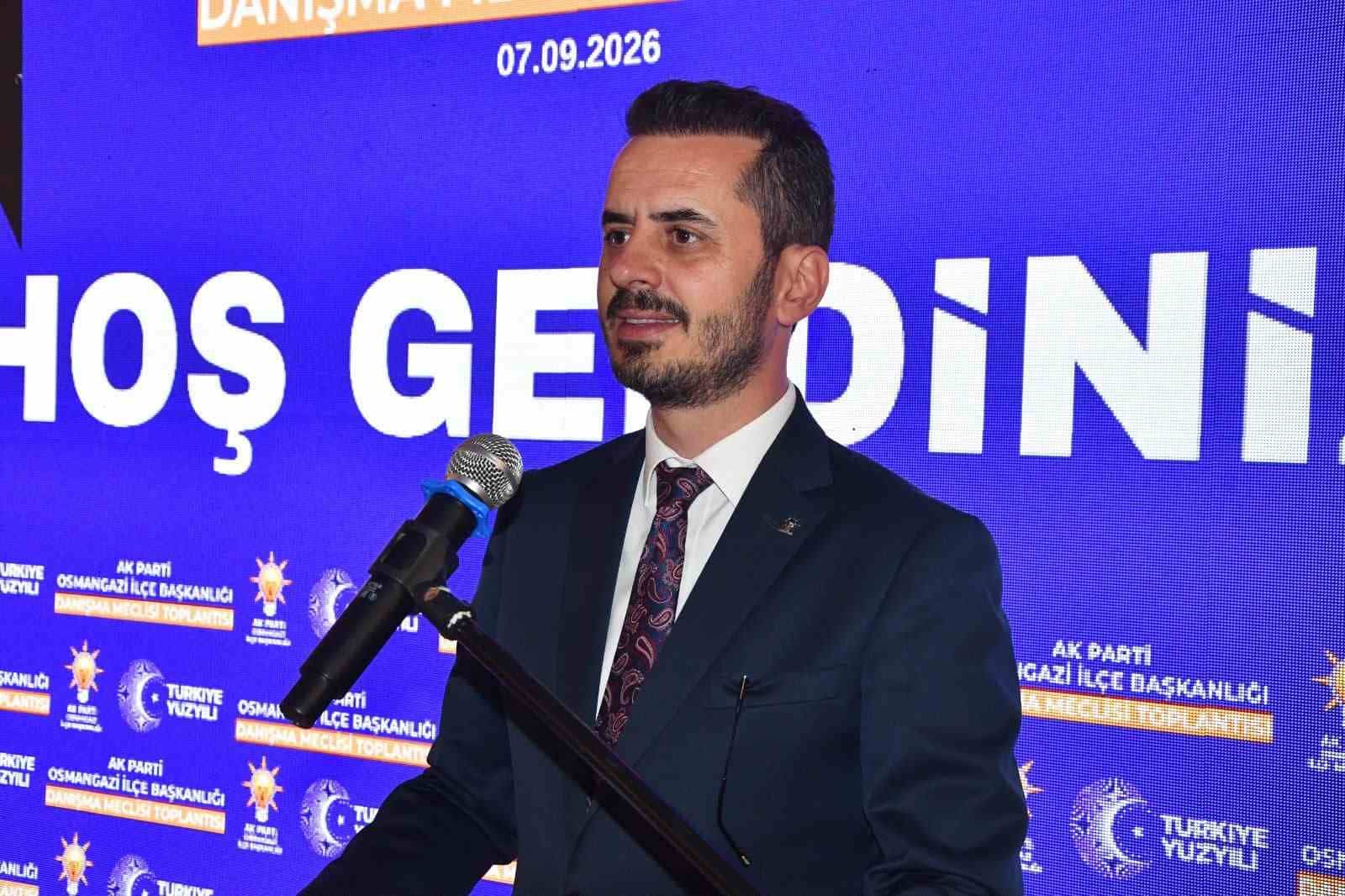 AK PARTİ OSMANGAZİ İLÇE BAŞKANLIĞI, İLÇE DANIŞMA MECLİSİ TOPLANTISI’NDA TEŞKİLAT ÇALIŞMALARINI VE ÖNÜMÜZDEKİ DÖNEME İLİŞKİN HEDEFLERİNİ DEĞERLENDİRDİ. TOPLANTIDA, OSMANGAZİ’DE YÜRÜTÜLEN SAHA VE ÜYE ÇALIŞMALARINDAKİ BAŞARI DİKKAT ÇEKTİ.