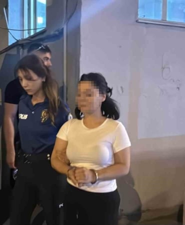 BURSA’DA ALKOLLÜ YAKALANIP OLAY ÇIKARAN ŞARKICI TUTUKLANDI YÜZÜ BLURLANIRSA İYİ OLUR