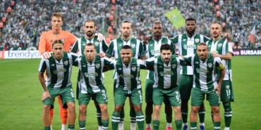 TRENDYOL 1. LİG’DE BURSASPOR, SAHASINDA KARŞILAŞTIĞI ESENLER EROKSPOR İLE 2-2 BERABERE KALDI.