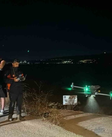 İZNİK GÖLÜ’NDE KAYIP ÖĞRETMEN ALARMI: 12 SAATTİR HABER ALINAMIYOR