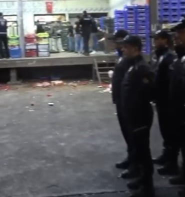 YAŞ SEBZE VE MEYVE PİYASASINDA FİYATLARI YUKARI YÖNLÜ MANİPÜLE EDEREK HAKSIZ KAZANÇ SAĞLADIKLARI DEĞERLENDİRİLEN 41 BÜYÜK DAĞITICI FİRMA VE BUNLARIN YÖNETİCİLERİNE YÖNELİK DÜZENLENEN OPERASYONUN BURSA AYAĞINDA 5 ŞÜPHELİ HAKKINDA İŞLEM BAŞLATILDI.