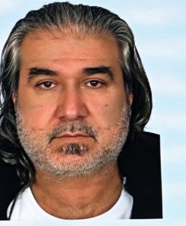 BURSA’DA BİR MARKETİN DEPOSUNDA ÇALIŞTIĞI ÖĞRENİLEN 63 YAŞINDAKİ AMİR ALHUSSEIN, İKAMET ETTİĞİ EVDE ÖLÜ BULUNDU. ŞAHSIN CANSIZ BEDENİNİN YAKLAŞIK 7 İLE 10 GÜNLÜK OLDUĞU DEĞERLENDİRİLDİ. ALHUSSEIN'İN CANSIZ BEDENİ KESİN ÖLÜM SEBEBİNİNİN ÖĞRENİLMESİ İÇİ BURSA ADLİ TIP KURUMU MORGU'NA KALDIRILDI.