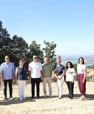 NİLÜFER BELEDİYESİ’NİN ULUABAT GÖLÜ ÇEVRESİNDEKİ 7 KIRSAL MAHALLEYİ KAPSAYAN TURİZM VE KORUMA PROJESİNE, BURSA ULUDAĞ ÜNİVERSİTESİ MİMARLIK FAKÜLTESİ ÖĞRENCİLERİ HAZIRLAYACAKLARI PROJELERLE KATKI SAĞLAYACAK.