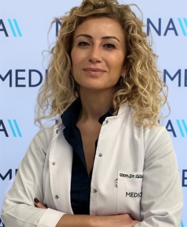 GÖĞÜS HASTALIKLARI UZMANI DR. GÜLAY KAPLAN, SONBAHAR MEVSİMİNİN GÜZELLİKLERİ YANINDA BAZI KİŞİLER İÇİN SORUN OLABİLECEK SÜRPRİZLERİ DE BERABERİNDE GETİRDİĞİNİ SÖYLEDİ.