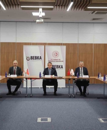 BURSA ESKİŞEHİR BİLECİK KALKINMA AJANSI (BEBKA) EYLÜL AYI YÖNETİM KURULU TOPLANTISI, BİLECİK VALİSİ VE BEBKA YÖNETİM KURULU BAŞKANI FAİK OKTAY SÖZER BAŞKANLIĞINDA BURSA’DA GERÇEKLEŞTİRİLDİ.