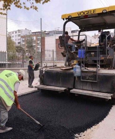 BURSA BÜYÜKŞEHİR BELEDİYESİ, MUSTAFAKEMALPAŞA İLÇESİNDE ALTYAPI İMALATI TAMAMLANAN BÖLGELERDE ÜSTYAPI ÇALIŞMALARINA BAŞLADI.