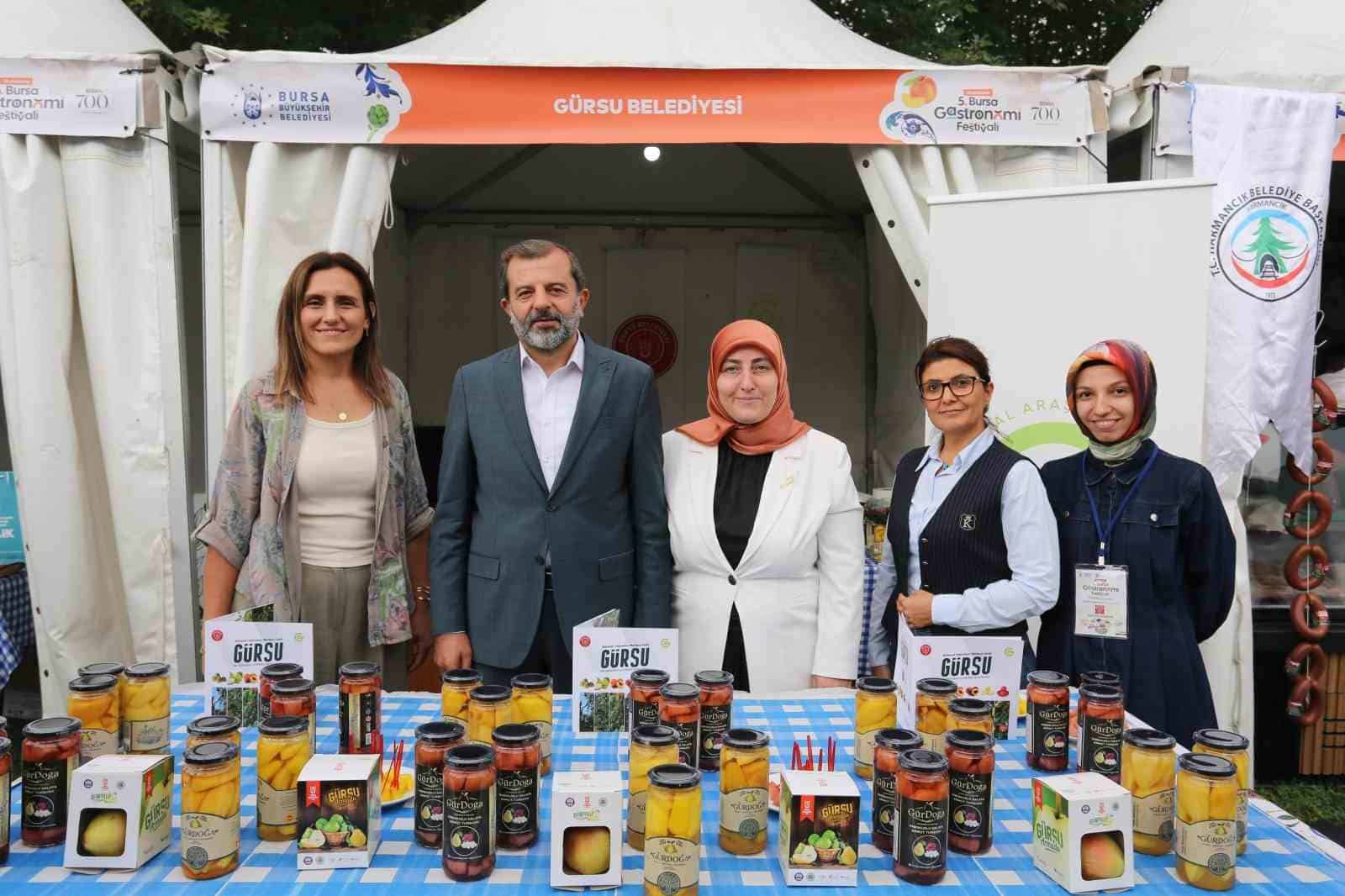 MERİNOS PARK'TA GERÇEKLEŞEN FESTİVALDE, GÜRSU BELEDİYESİ DE LEZZET DOLU BİR STANT İLE YERİNİ ALDI.