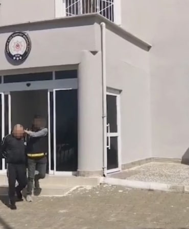 BURSA’DA SİLAHLI YARALAMA OLAYININ ŞÜPHELİSİ TUTUKLANDI
