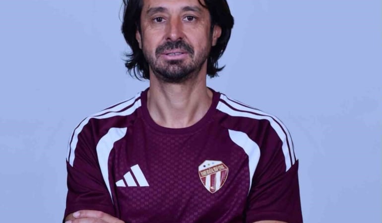 TFF 2. LİG TEMSİLCİSİ SULTAN SU İNEGÖLSPOR, TEKNİK DİREKTÖR GÜVEN VAROL İLE KARŞILIKLI ANLAŞARAK YOLLARINI AYIRDIĞINI AÇIKLADI.