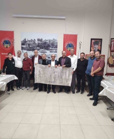 BURSA SİVASLILAR KÜLTÜR VE DAYANIŞMA DERNEĞİ (BURSİVDER) TARAFINDAN DÜZENLENEN SİVASÎ SOHBETLERİ’NİN KONUĞU EĞİTİMCİ, BÜROKRAT VE MİLLÎ GÜREŞÇİ HAYRİ AYDINLI OLDU.