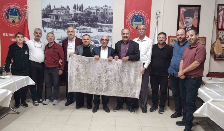 BURSA SİVASLILAR KÜLTÜR VE DAYANIŞMA DERNEĞİ (BURSİVDER) TARAFINDAN DÜZENLENEN SİVASÎ SOHBETLERİ’NİN KONUĞU EĞİTİMCİ, BÜROKRAT VE MİLLÎ GÜREŞÇİ HAYRİ AYDINLI OLDU.