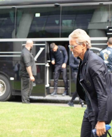 UEFA ULUSLAR A LİGİ 1. GRUP'TAKİ İKİNCİ MAÇINDA YARIN A MİLLİ FUTBOL TAKIMI İLE KARŞILAŞACAK İTALYA MİLLİ TAKIMI, BURSA'YA GELDİ.