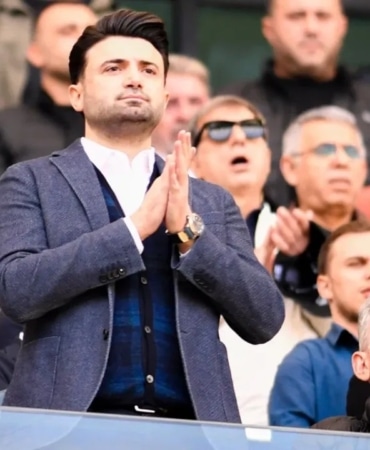 BURSASPOR BAŞKANI ENES ÇELİK, PABLO MARTİN BATALLA VE MUSTAFA ER ÜZERİNDEN YAPILAN TARTIŞMALARA TEPKİ GÖSTEREREK, "KİŞİLERİ BURSASPOR’UN ÜSTÜNE KOYMAYALIM" DEDİ.