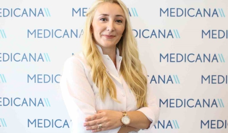 OP. DR. İDİL ÖZTÜRK
