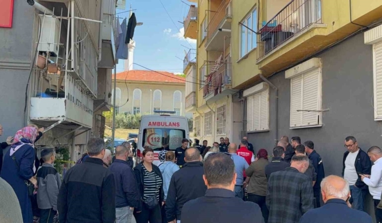 GEMLİK İLÇESİNDE YAŞLI ÇİFT, YAKINLARI TARAFINDAN EVLERİNDE ÖLÜ BULUNDU.
