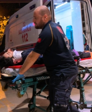ASANSÖR BOŞLUĞUNA DÜŞEN 29 YAŞINDAKİ İŞÇİ, AĞIR YARALANDI