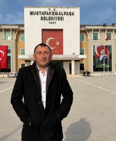 DÖLLÜK MAHALLESİ MUHTARI HASAN KARADUMAN