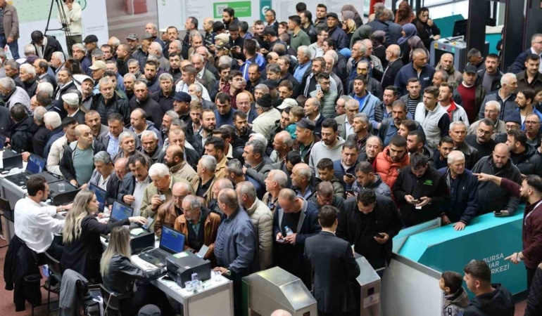 BURSA ULUSLARARASI FUAR VE KONGRE MERKEZİ'NDE 14-17 EKİM'DE DÜZENLENECEK AGROGREEN BURSA 2. TARIM VE HAYVANCILIK FUARI, BU YIL 250 BİNİ AŞKIN ZİYARETÇİYİ AĞIRLAMAYA HAZIRLANIYOR.