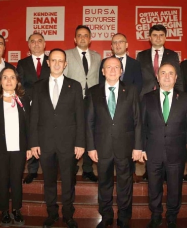ÖZER MATLI BAŞKANLIĞINDAKİ YENİ YÖNETİM KURULUNDA ABİDİN ŞAKİR ÖZEN, SİNAN TOPUK, MURAT ÇAĞLAR, OSMAN GÜLER, SAFA YAŞAR ÇELİK, SEYFULLAH BAYLAN, SAVAŞ KESKİN, MEHMET ZAHİT YANAR, ELİF ÖZHAN VE ZEKİ EKER YER ALDI.