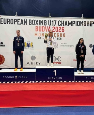 BURSA BÜYÜKŞEHİR BELEDİYESPOR KULÜBÜ SPORCUSU SUDEM TEMUÇİN, KARADAĞ’DA GERÇEKLEŞTİRİLEN YILDIZLAR AVRUPA BOKS ŞAMPİYONASI’NDA ÜÇÜNCÜ OLARAK BRONZ MADALYA KAZANDI.