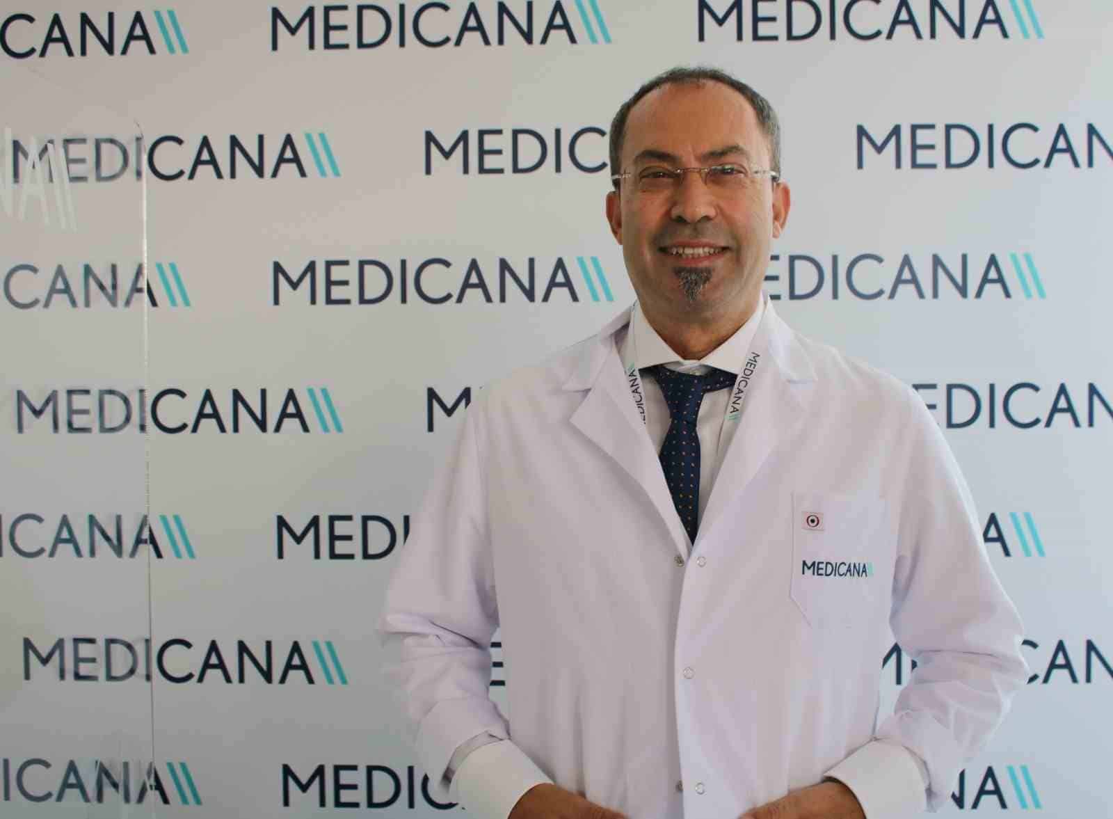ROMATOLOJİ UZMANI DR. YÜKSEL KARAKOÇ