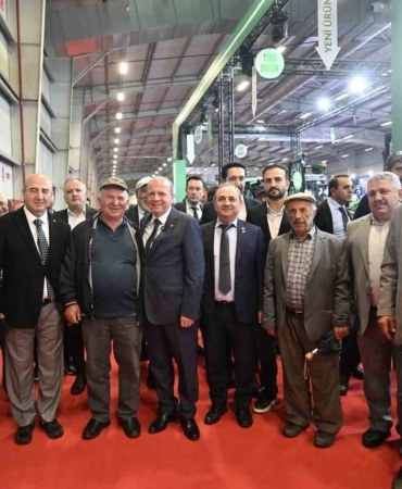 AGROGREEN BURSA 2. TARIM VE HAYVANCILIK FUARI, 15 ÜLKEDEN 1.200'ÜN ÜZERİNDE ULUSLARARASI ALICI, YATIRIMCI VE SEKTÖR TEMSİLCİSİNİN KATILIMIYLA KAPILARINI AÇTI.