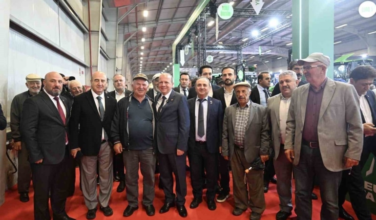 AGROGREEN BURSA 2. TARIM VE HAYVANCILIK FUARI, 15 ÜLKEDEN 1.200'ÜN ÜZERİNDE ULUSLARARASI ALICI, YATIRIMCI VE SEKTÖR TEMSİLCİSİNİN KATILIMIYLA KAPILARINI AÇTI.