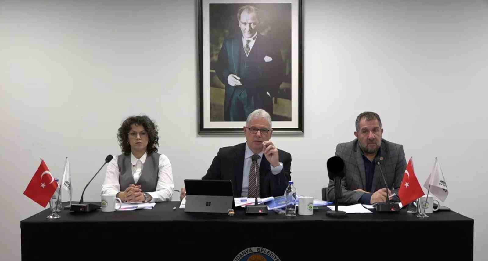 MUDANYA BELEDİYE BAŞKANI DENİZ DALGIÇ, ÜLKÜ KÖYÜNDEKİ MERA ALANININ KONUT AMAÇLI İMARA AÇILMASI KONUSUNDA TOKİ TARAFINDAN BELEDİYEDEN GÖRÜŞ İSTENDİĞİNİ AÇIKLADI.