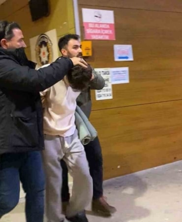 İNEGÖL’DE KIZ MESELESİ İDDİASI KANLI BİTTİ: 1 ÖLÜ, 2 YARALI